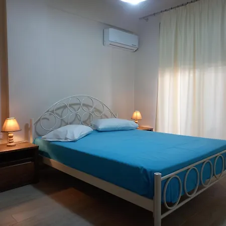 Makarounis Athanasios Petalídhion